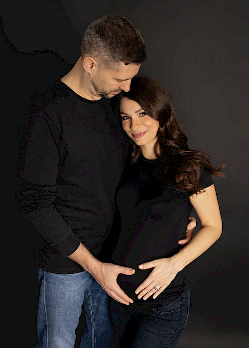 tehotenské fotenie Bratislava – manželský pár