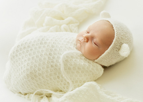 newborn photography Slovakia – baby portrait