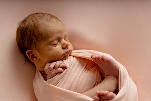 newborn fotenie Ivanka pri Dunaji – detail bábätka