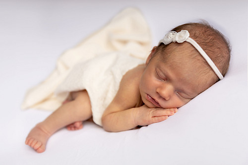 newborn fotenie Ivanka pri Dunaji – spiace dieťa